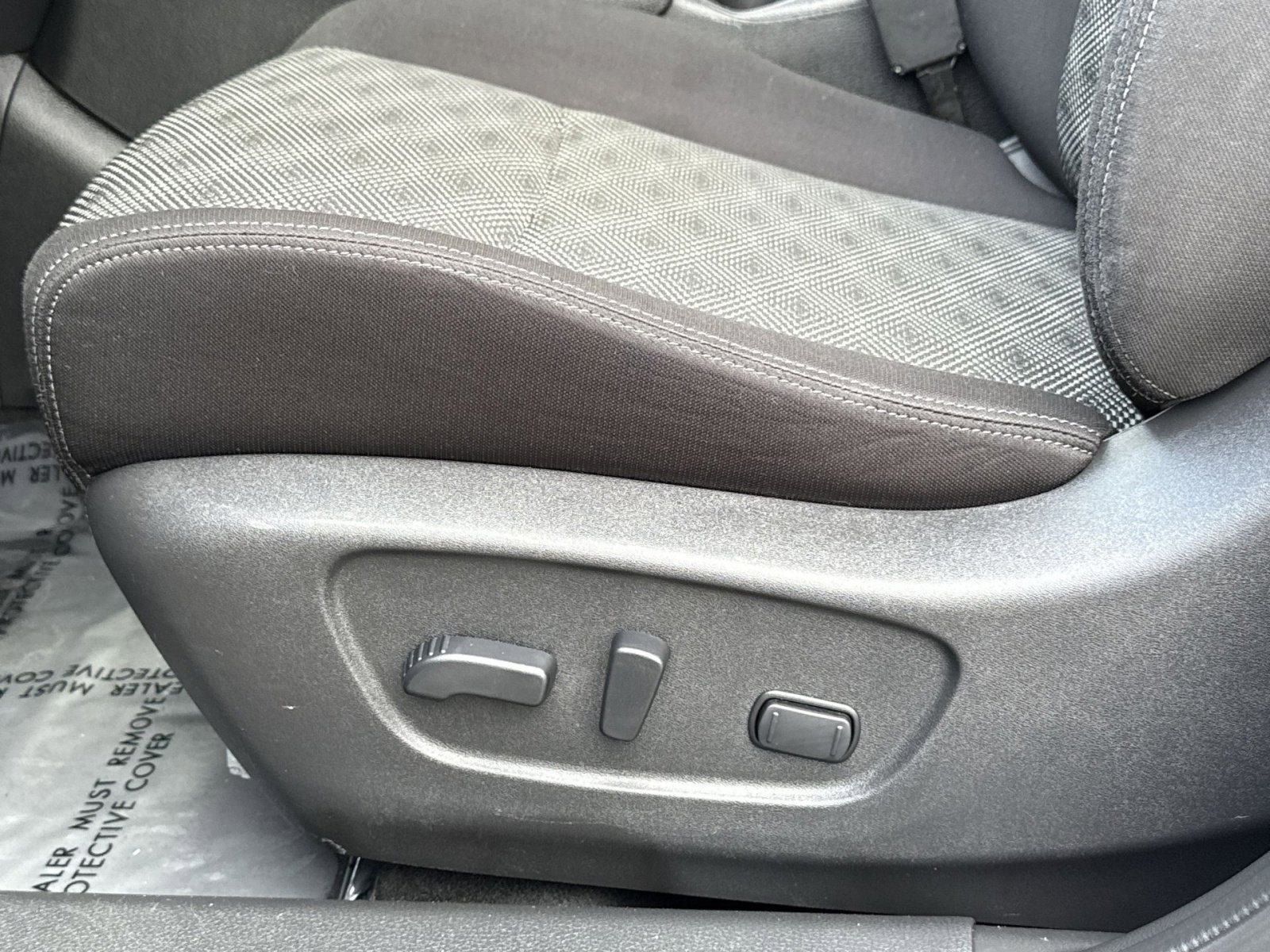 Used 2019 Nissan Rogue Sport SV image 14