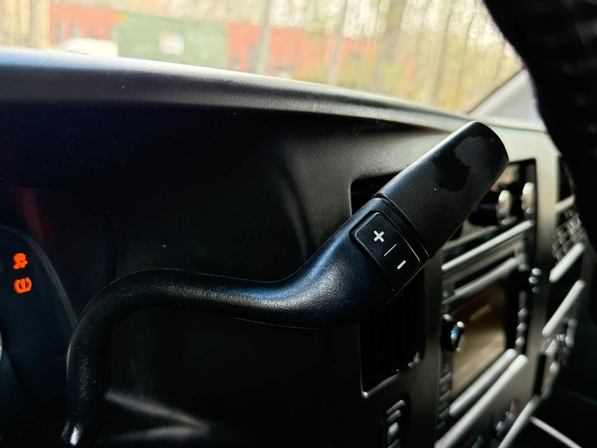 Used 2016 Chevrolet Express 2500 image 26