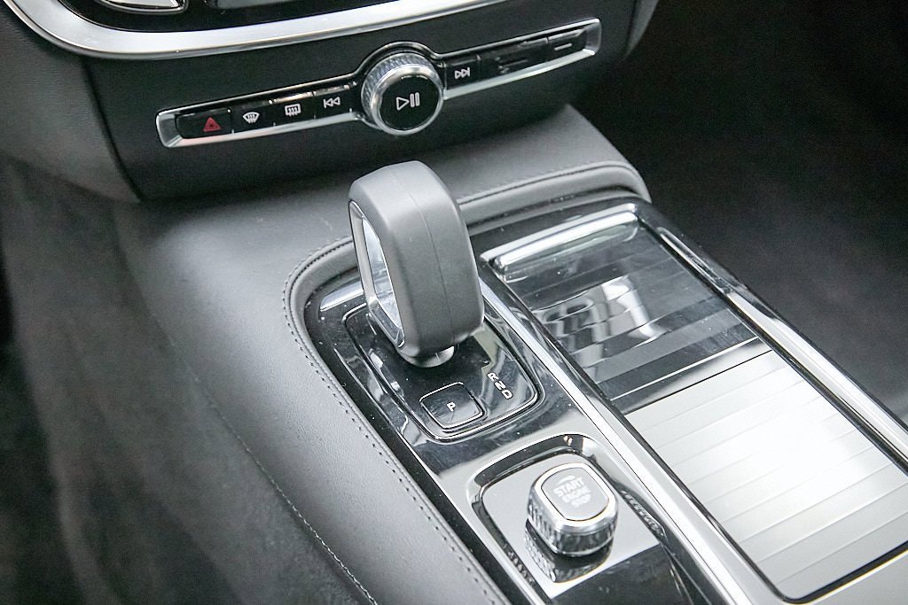 Certified 2025 Volvo S60 T8 Plus w/ Climate Package image 18