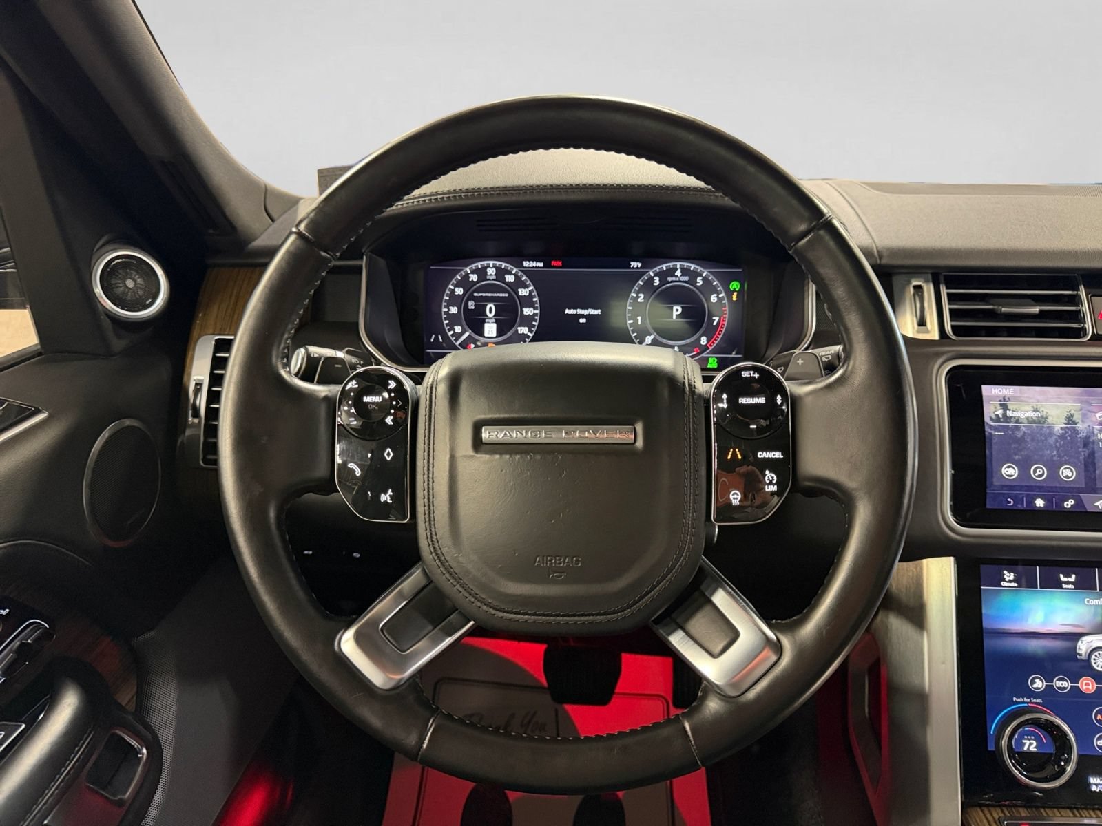 Used 2018 Land Rover Range Rover Supercharged AWD/4WD image 17