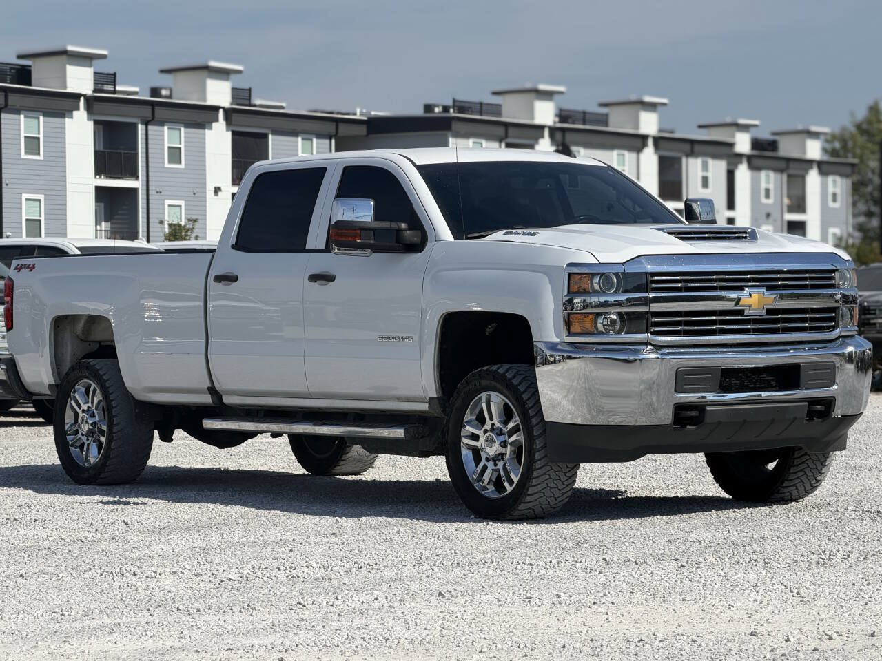 Used 2018 Chevrolet Silverado 2500 W/T w/ WT Convenience Package AWD/4WD image 7