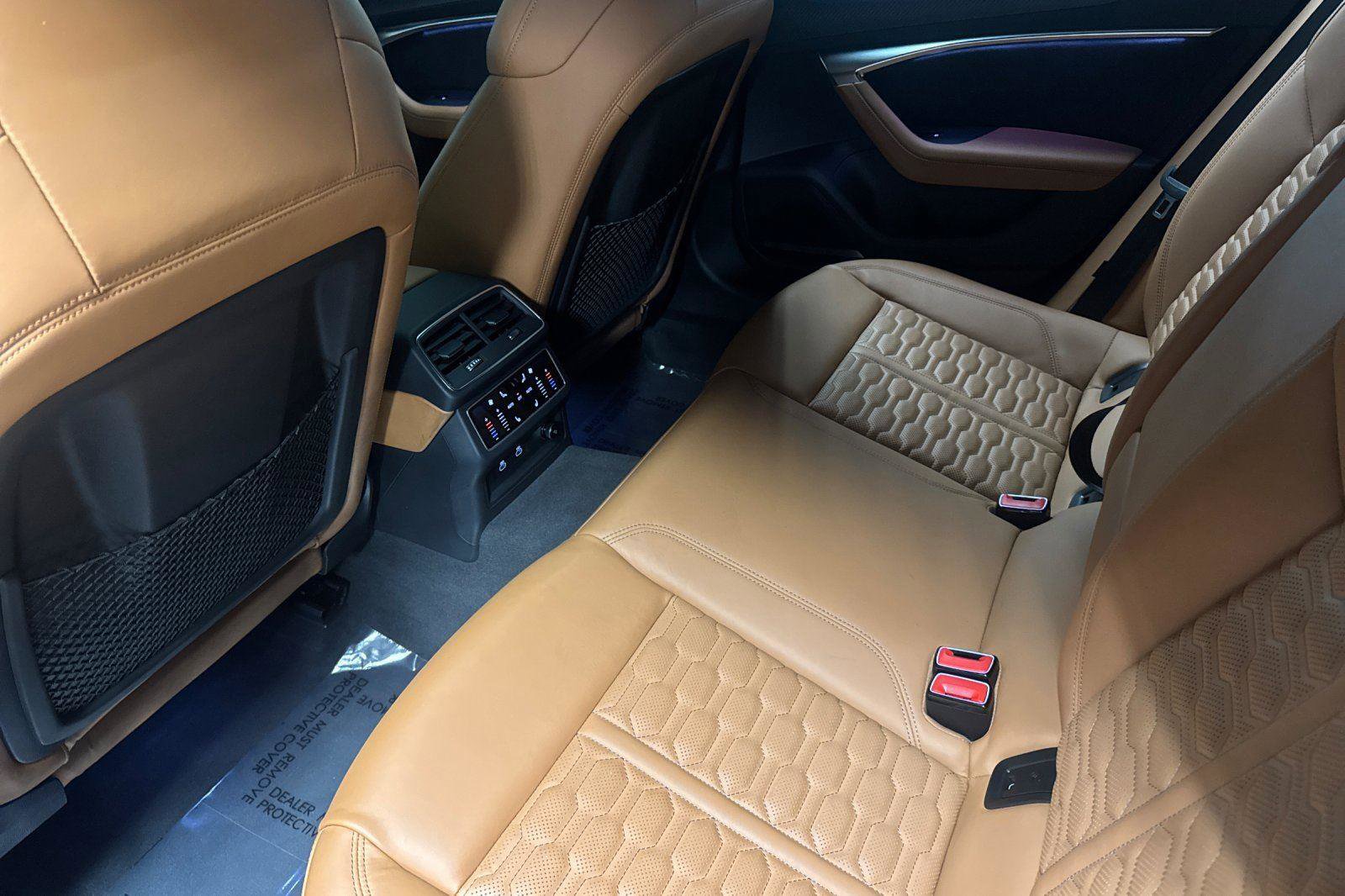 Certified 2024 Audi RS 7 Performance AWD/4WD image 12