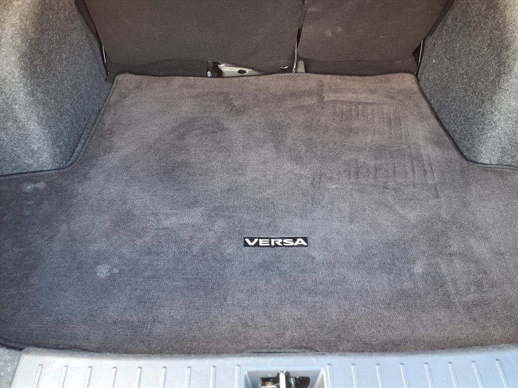 Used 2023 Nissan Versa SV image 10