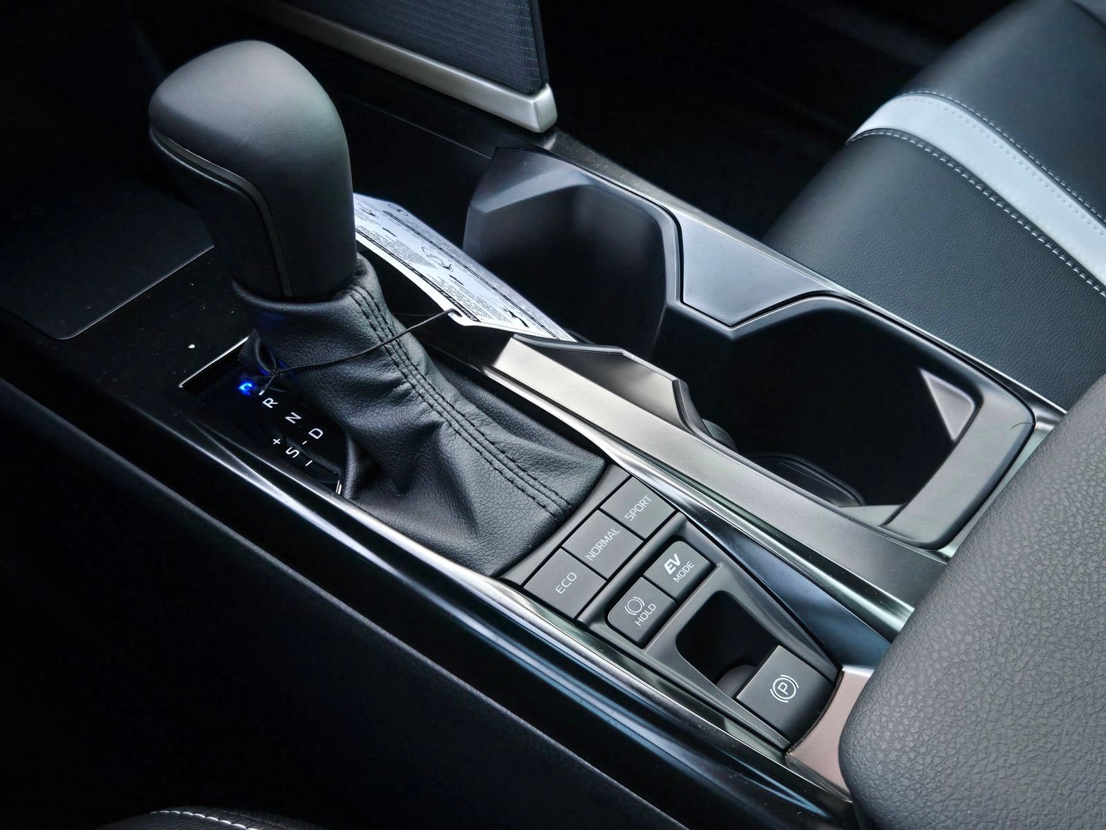 Certified 2026 Toyota Camry SE FWD image 16