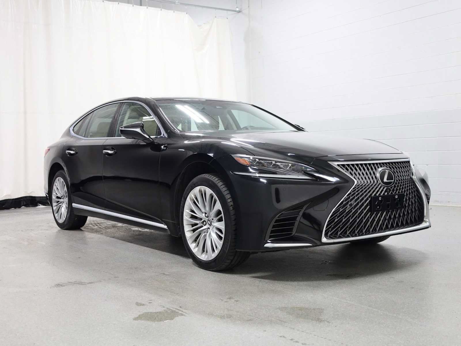 Used 2018 Lexus LS 500 w/ Interior Upgrade Package RWD image 13