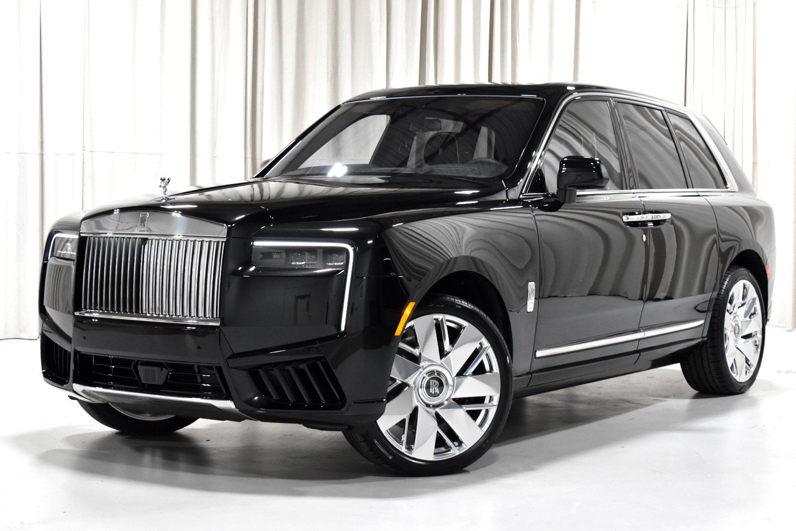 New 2027 Rolls-Royce Cullinan