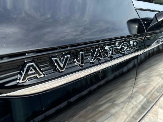 New 2025 Lincoln Aviator Black Label image 8