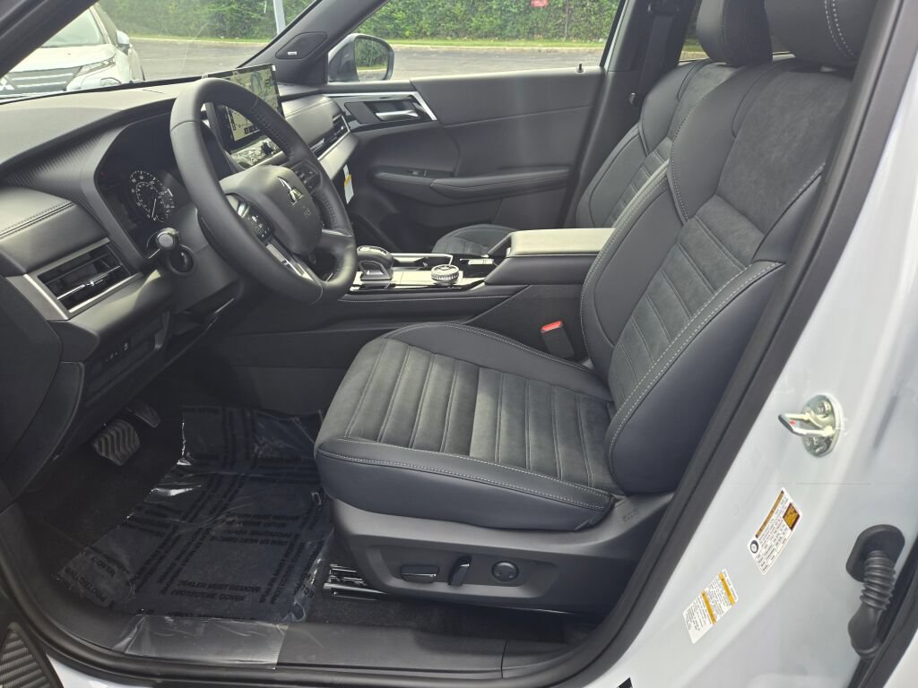 New 2027 Mitsubishi Outlander LE AWD/4WD image 15