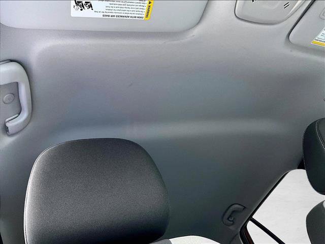Used 2024 Chevrolet Trax LS FWD image 17