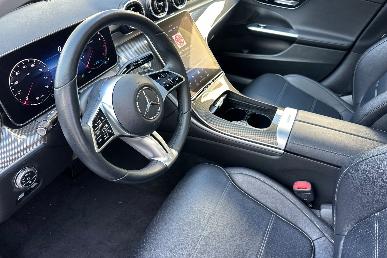 Used 2022 Mercedes-Benz C 300 Sedan image 9