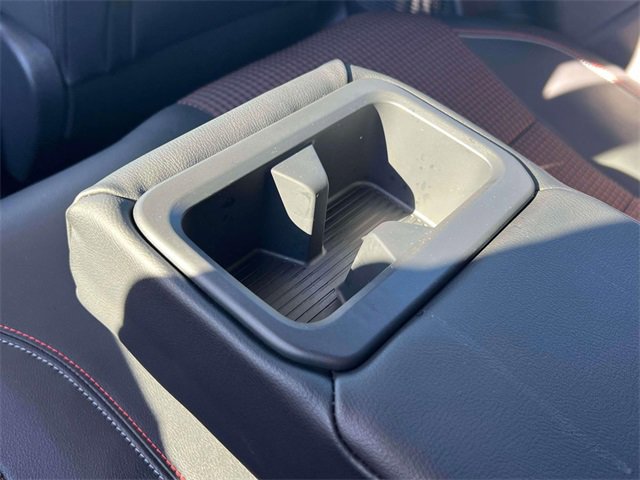 Used 2025 Nissan Kicks SR image 16