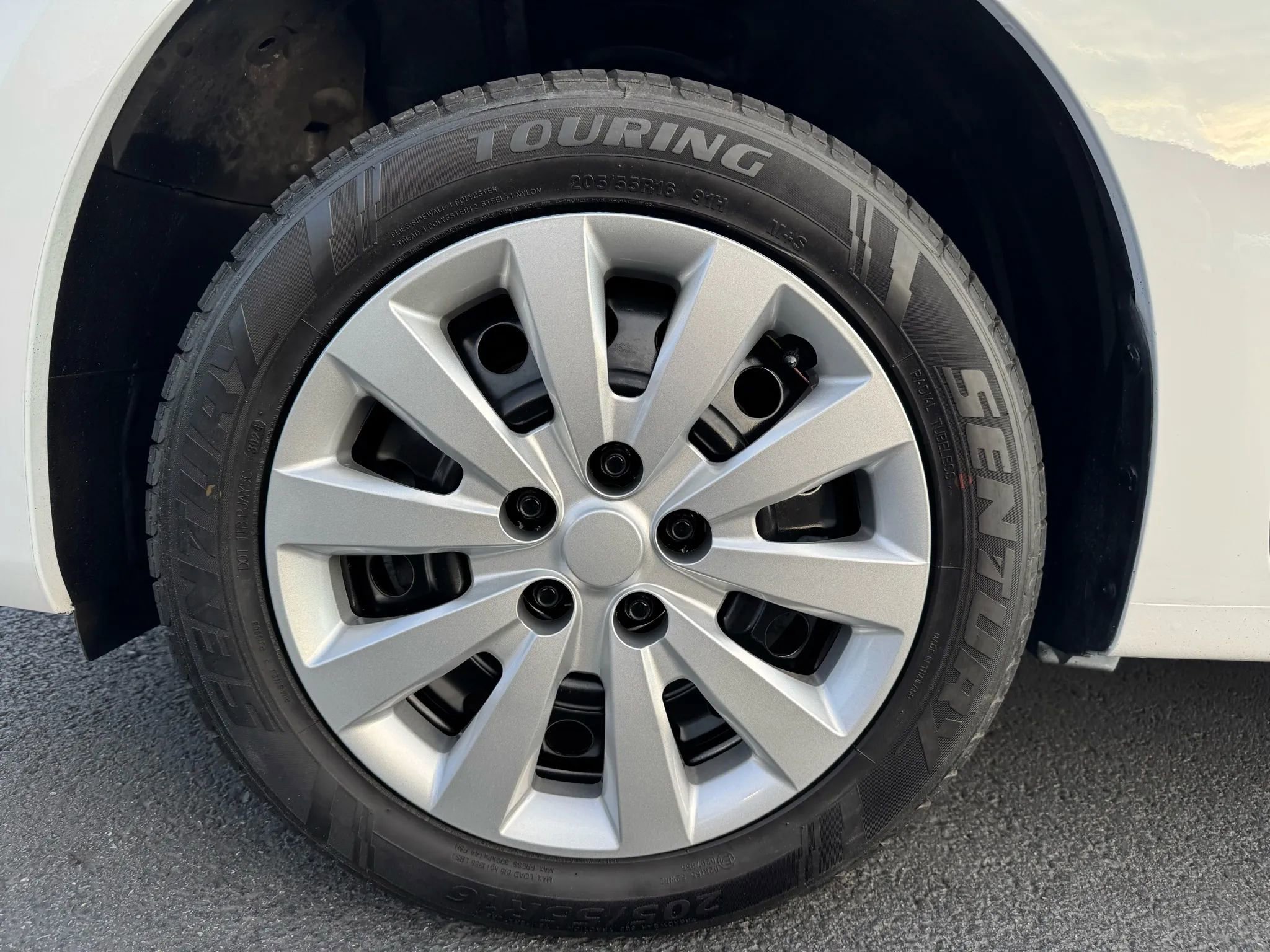 Used 2019 Nissan Sentra S image 19