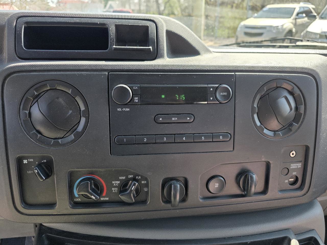 Used 2013 Ford E-250 and Econoline 250 w/ PWR Group image 13