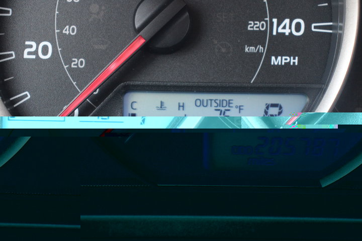 Used 2015 Toyota RAV4 LE FWD image 26