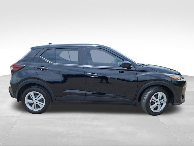 Certified 2024 Nissan Kicks S FWD image 9