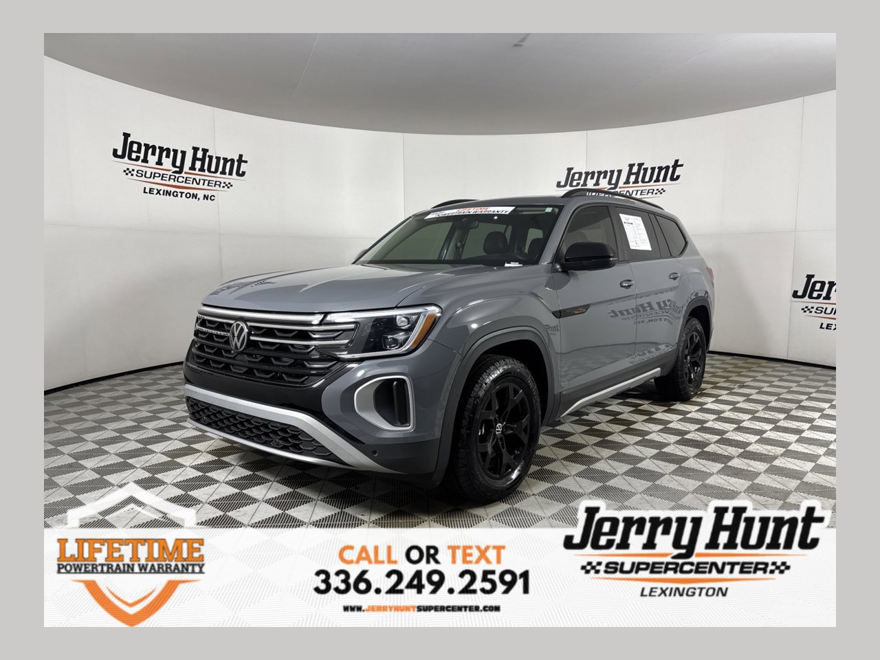 Used 2025 Volkswagen Atlas Peak Edition SE