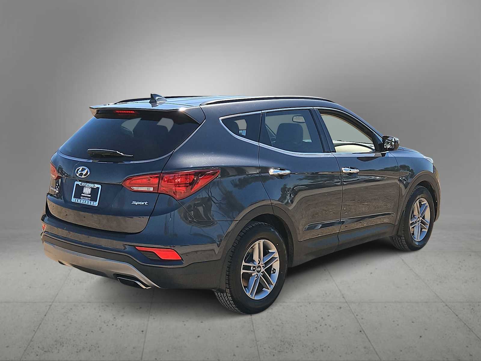 Used 2018 Hyundai Santa Fe Sport w/ 2.4L Value Package 02 image 8
