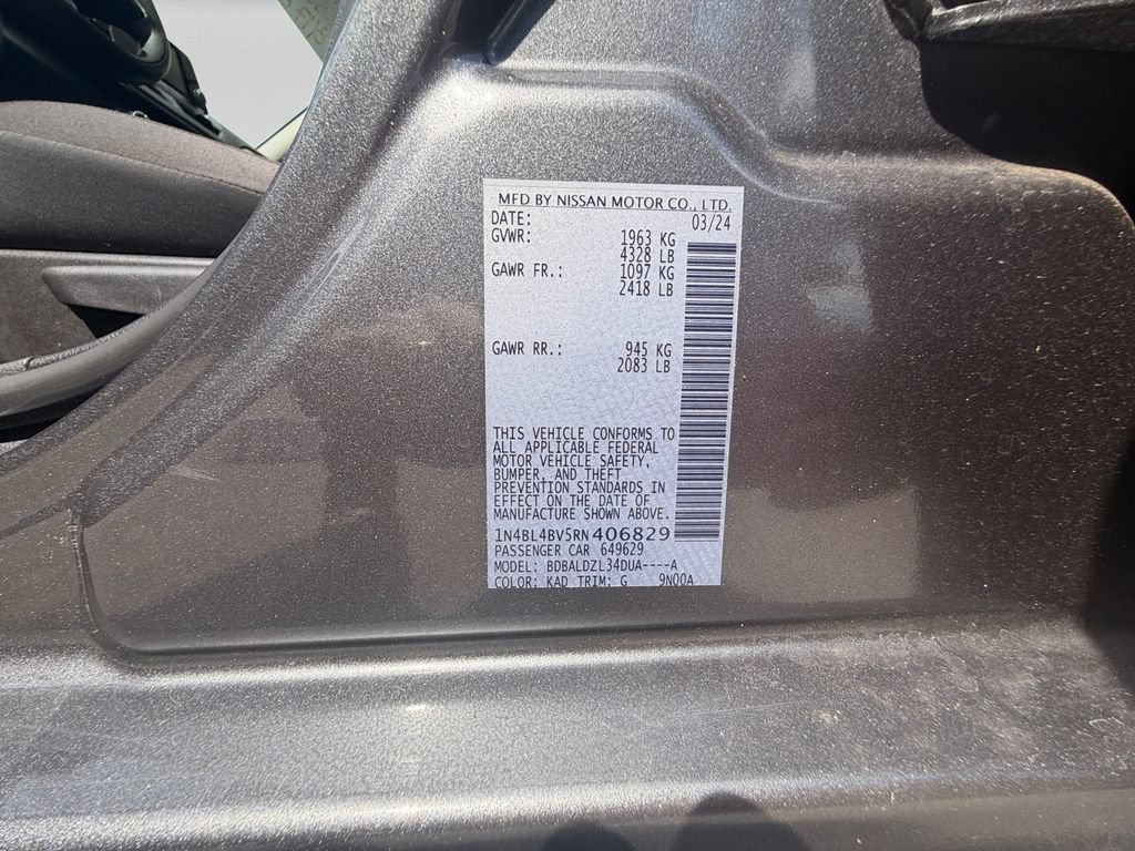 Used 2024 Nissan Altima 2.5 S FWD image 34