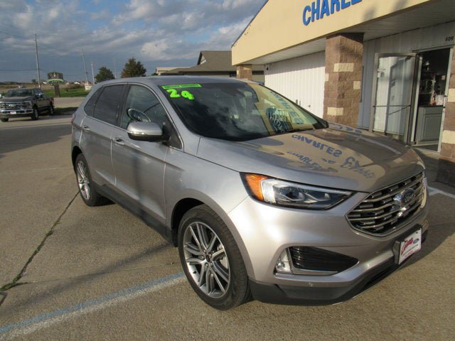 Used 2024 Ford Edge Titanium w/ Equipment Group 301A AWD/4WD image 3