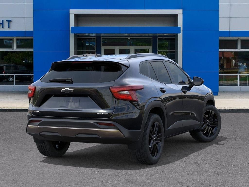 New 2026 Chevrolet Trax ACTIV w/ Sunroof Package FWD image 4