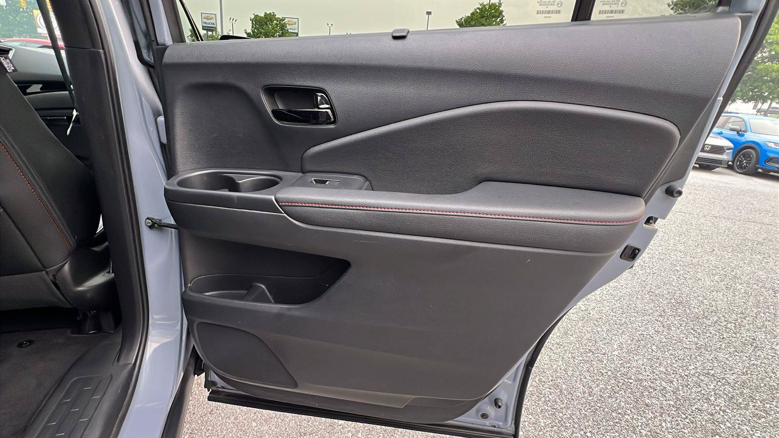 Used 2024 Honda Passport Black Edition image 14