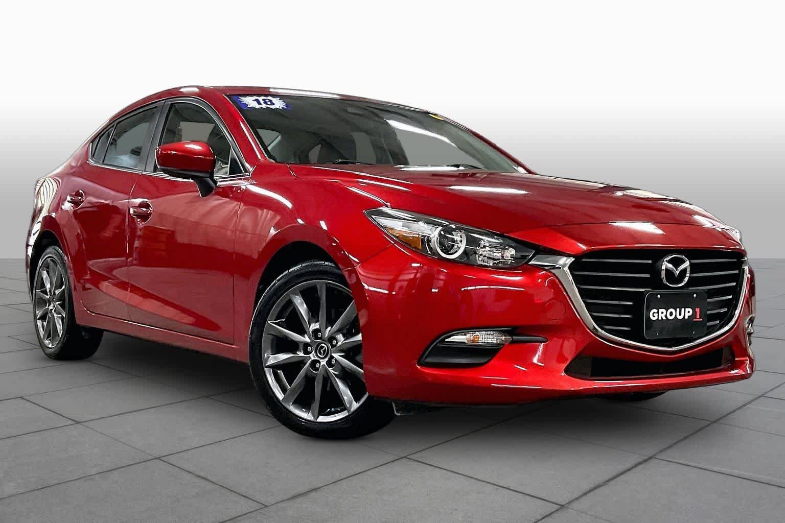 Used 2018 MAZDA MAZDA3 Touring FWD image 3