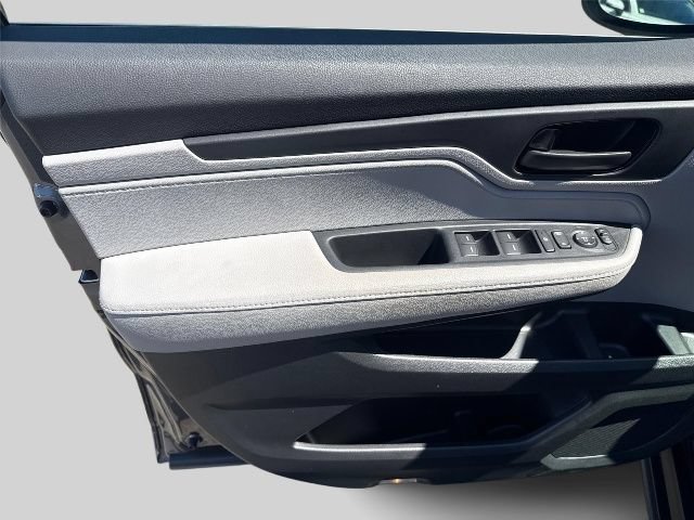 Used 2024 Honda Odyssey EX image 18
