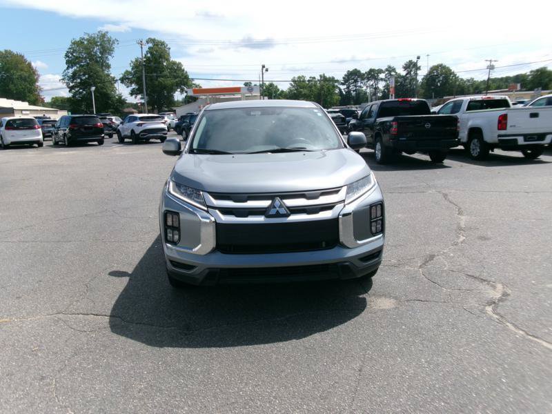 Used 2025 Mitsubishi Outlander Sport ES AWD/4WD image 3