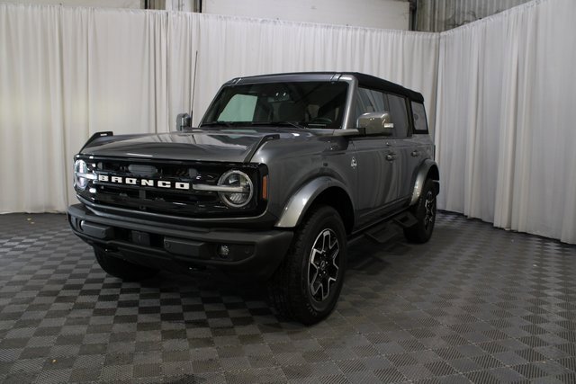 Used 2023 Ford Bronco Outer Banks image 26