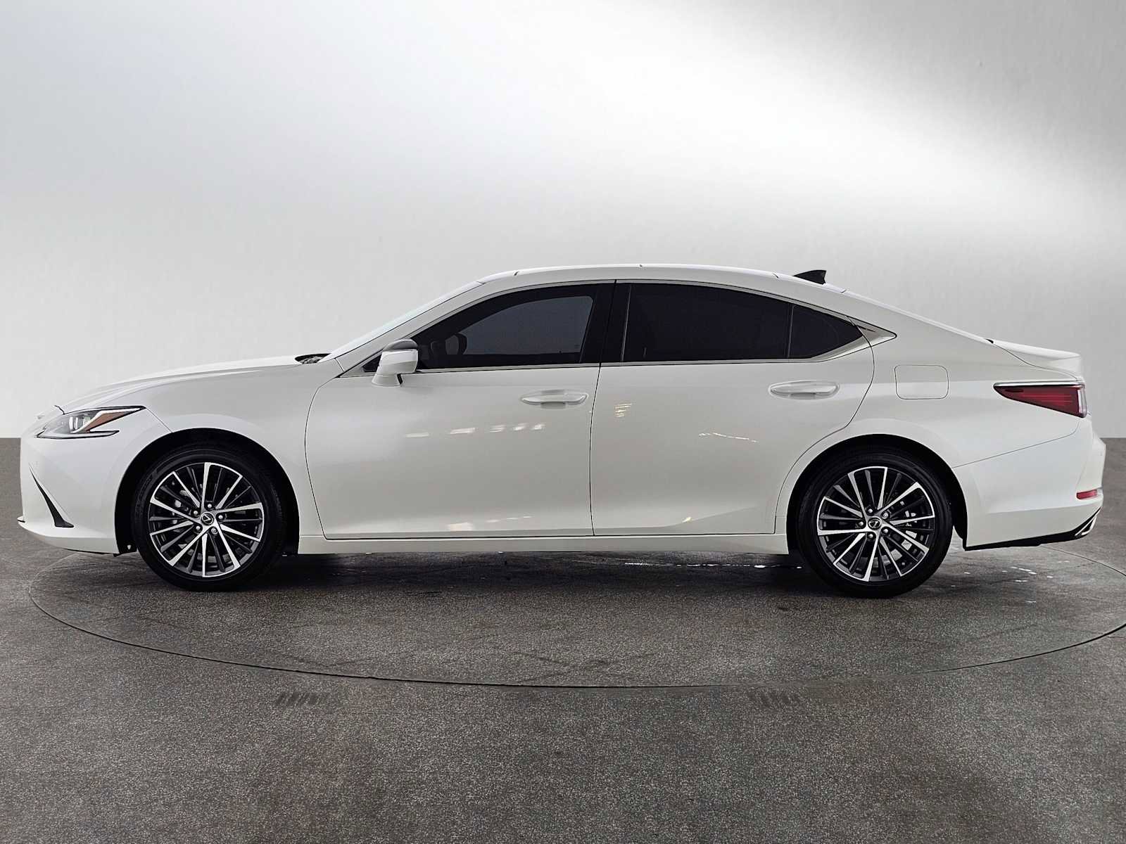 Certified 2025 Lexus ES 350 w/ Premium Package FWD image 7