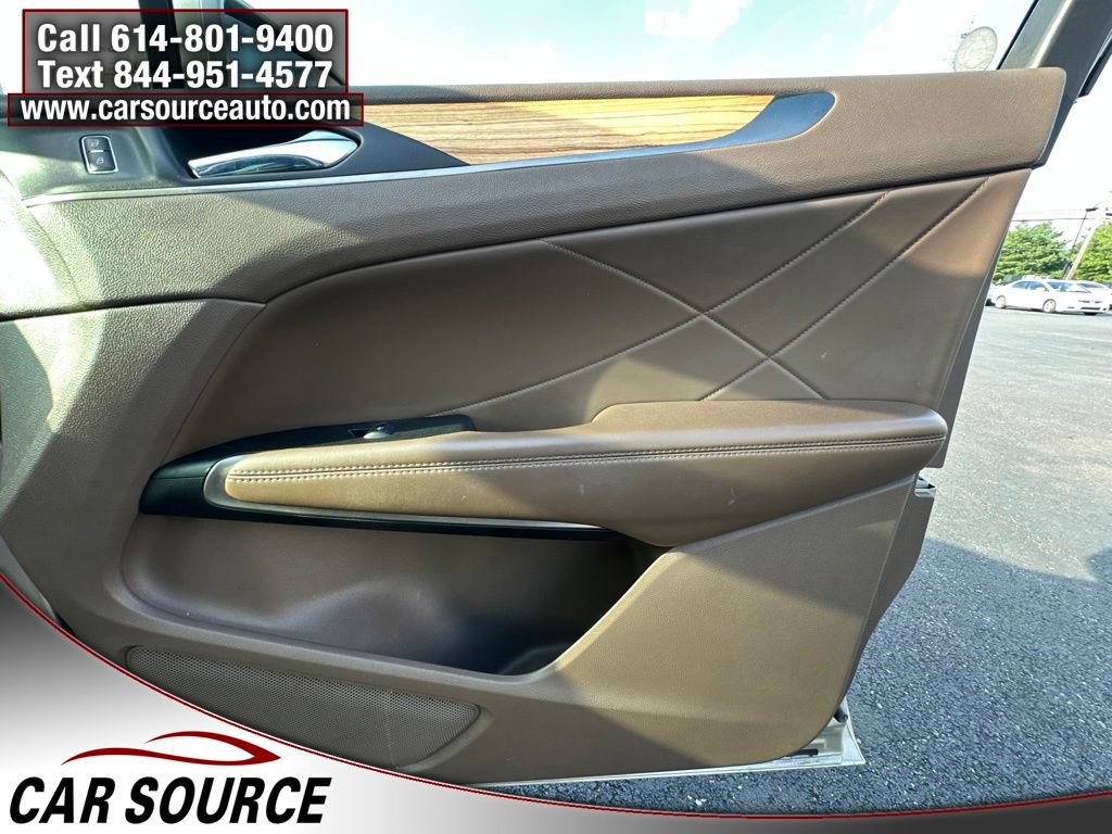 Used 2015 Lincoln MKC AWD w/ Equipment Group 102A Reserve image 28
