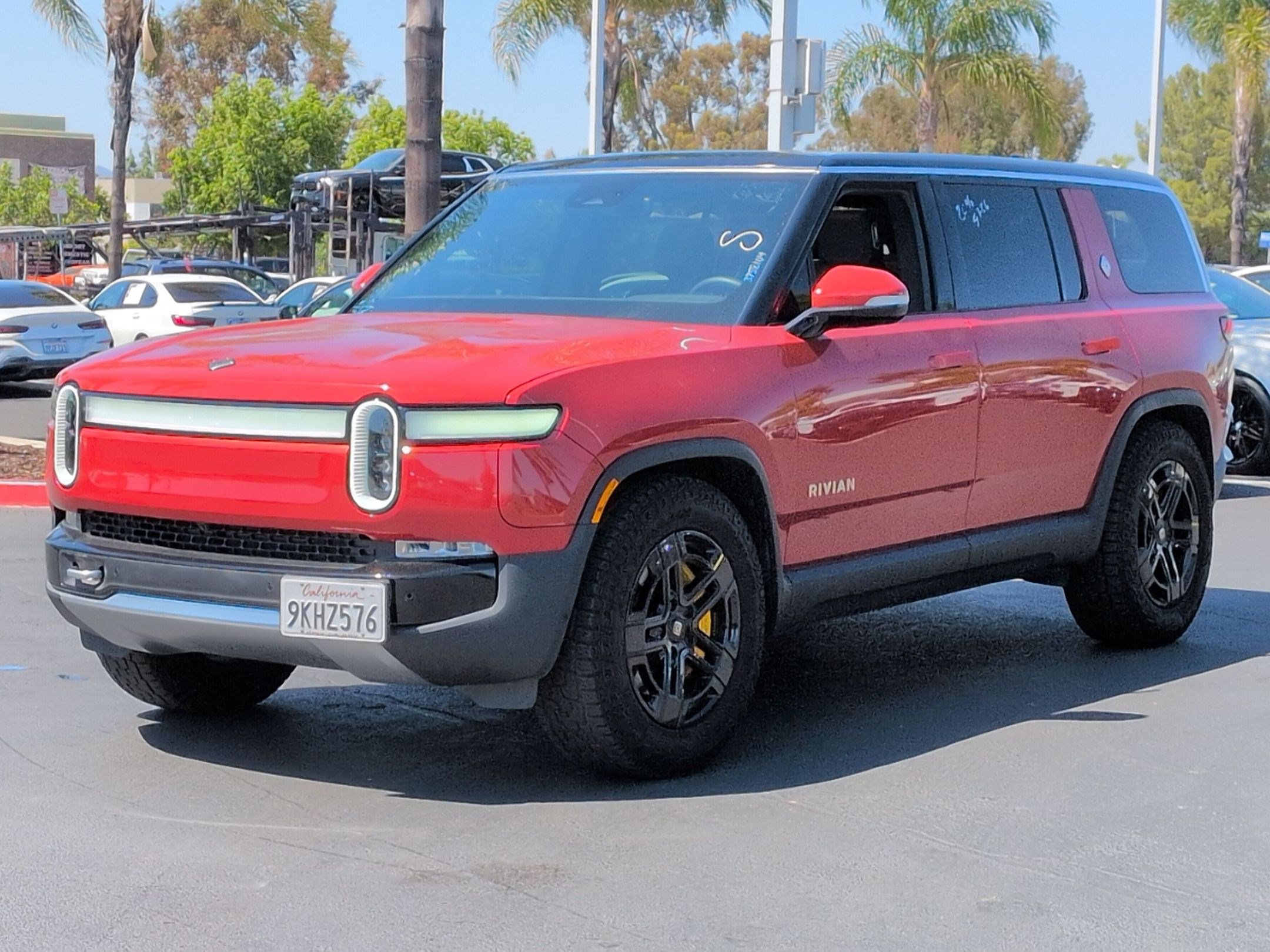 Used 2023 Rivian R1S Adventure AWD/4WD image 5