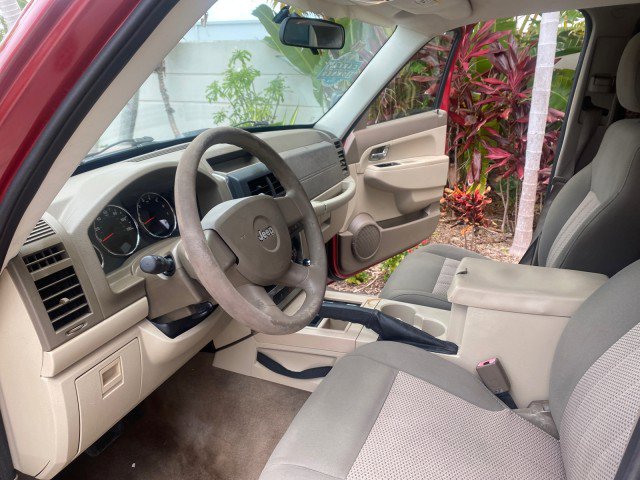 Used 2010 Jeep Liberty Sport w/ Popular Equipment Group image 37