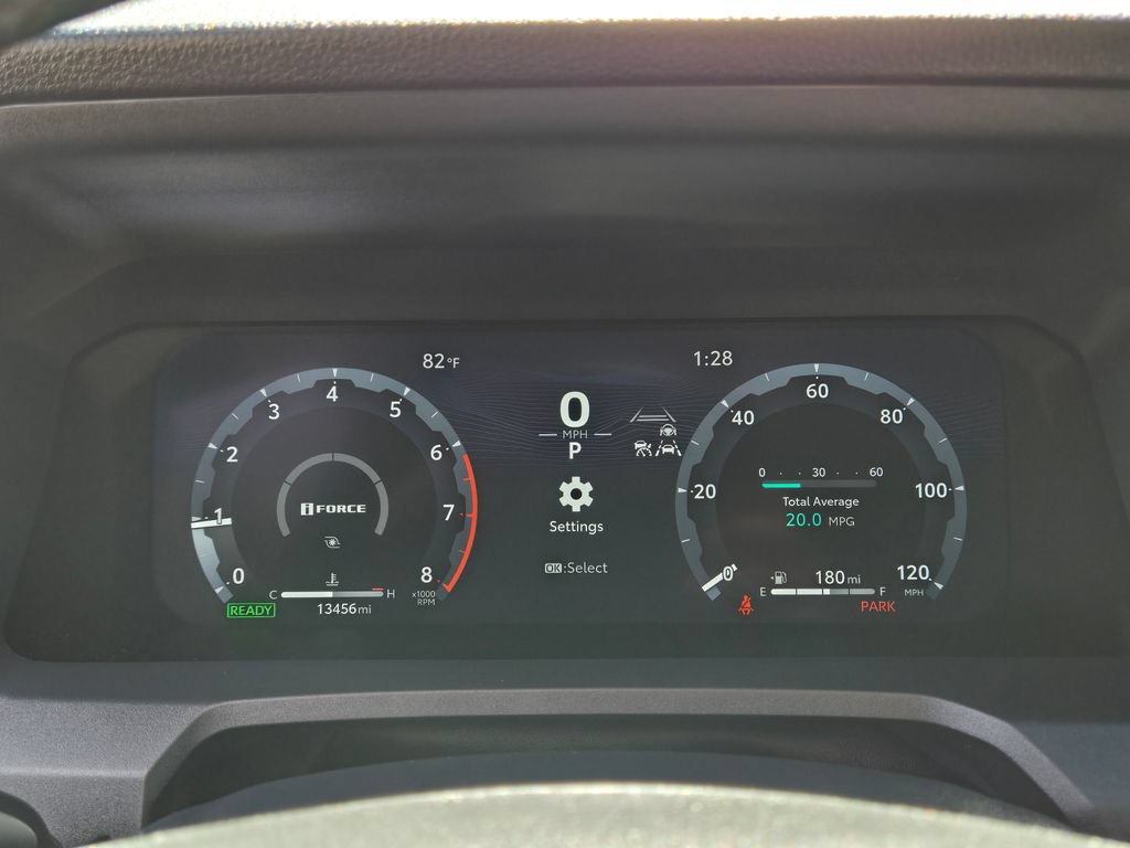 Used 2025 Toyota 4Runner Limited w/ Tow Technology Package AWD/4WD image 22