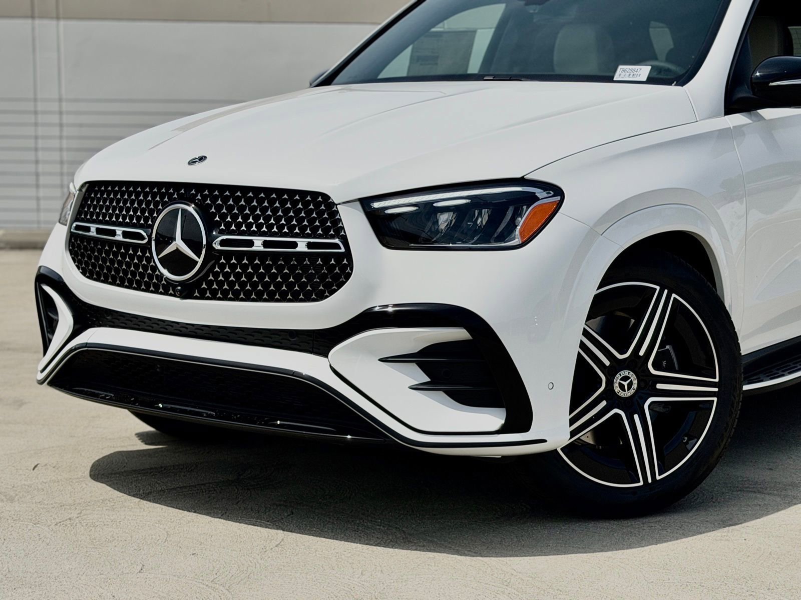New 2026 Mercedes-Benz GLE 580 4MATIC image 3