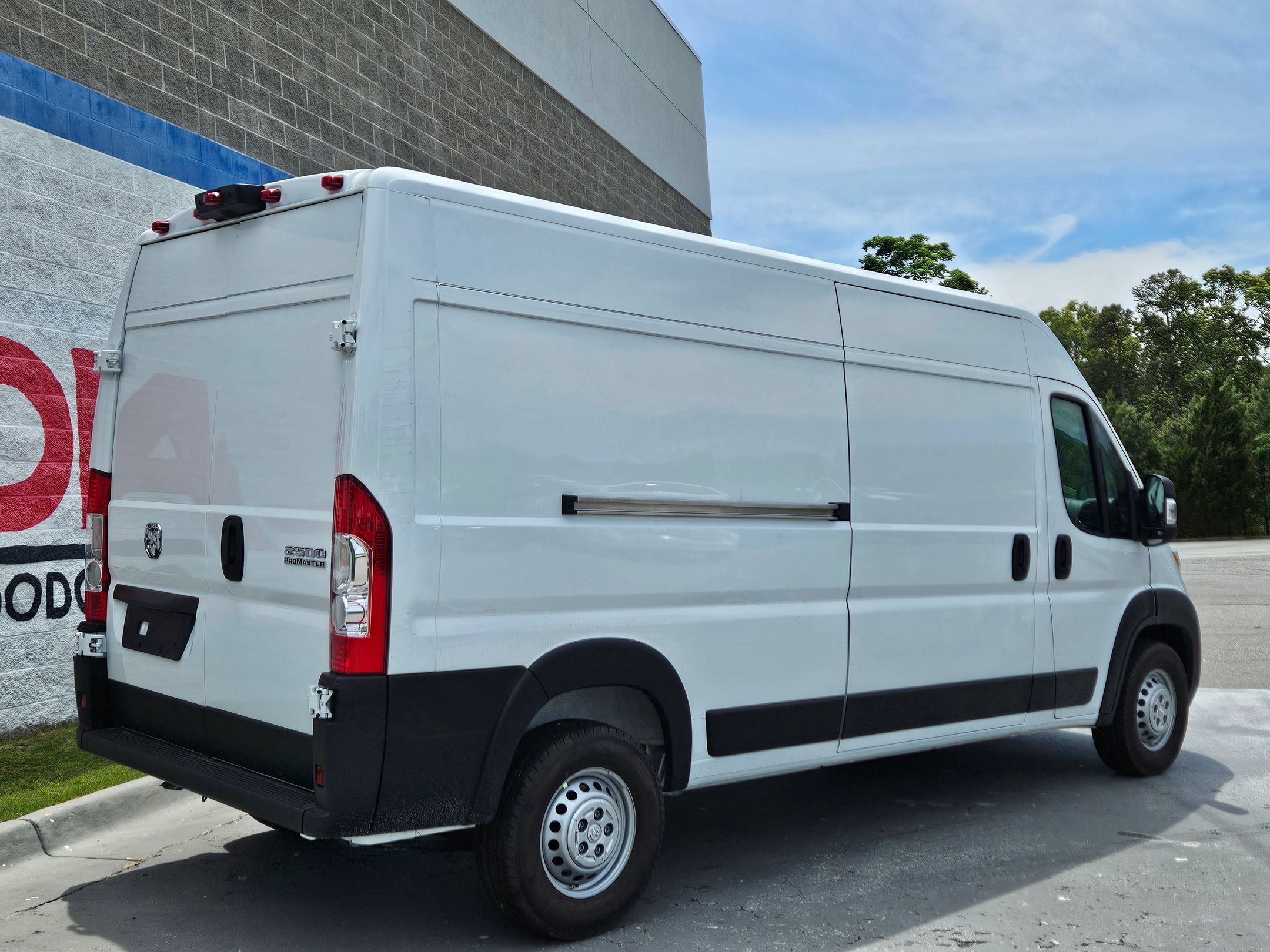 New 2026 RAM ProMaster 2500 FWD image 7