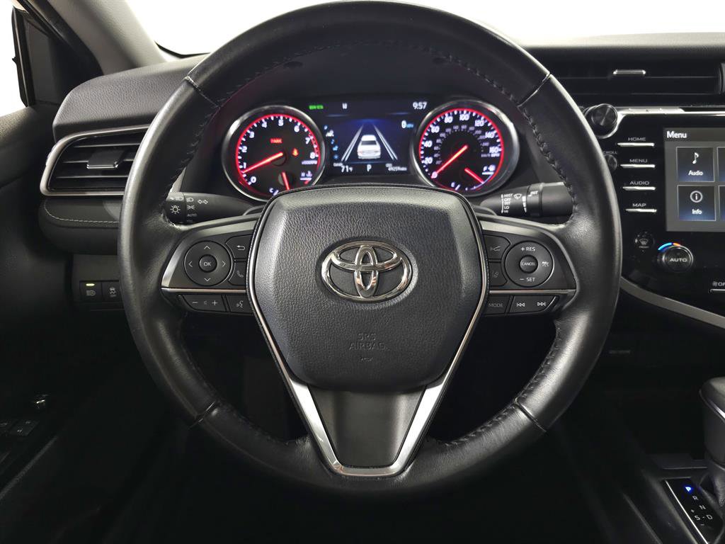 Used 2019 Toyota Camry XSE image 17