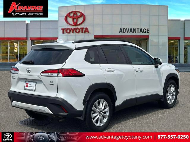Used 2023 Toyota Corolla Cross LE w/ Moonroof Package AWD/4WD image 7