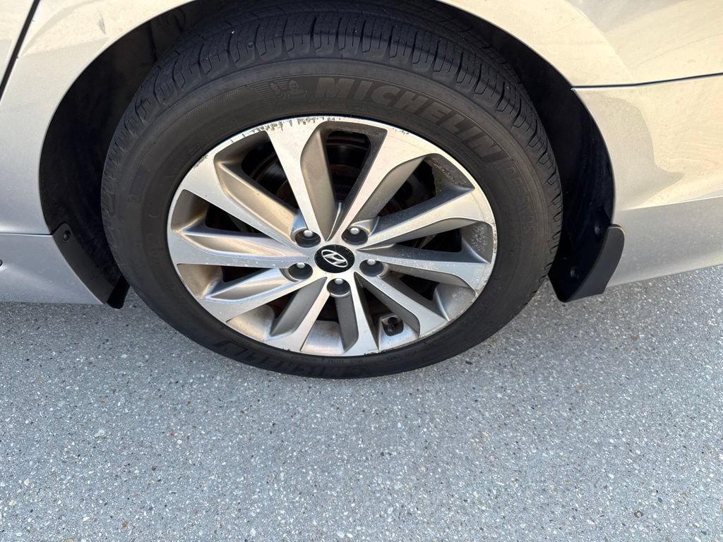 Used 2015 Hyundai Sonata Sport FWD image 20