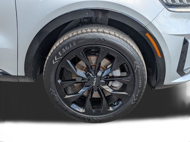 Used 2022 Kia Sorento SX AWD/4WD image 11