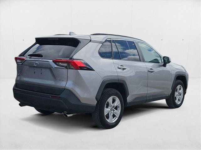 Used 2020 Toyota RAV4 XLE image 5