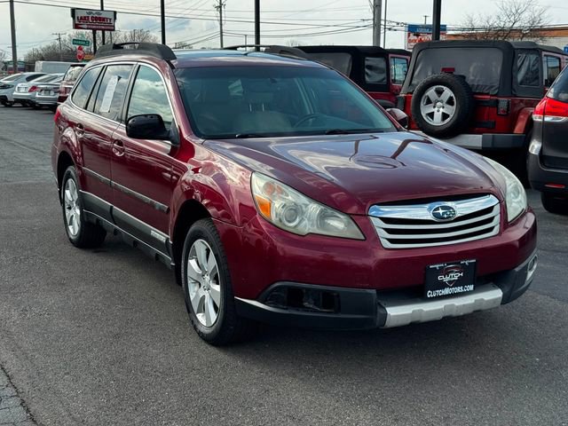 Used 2011 Subaru Outback 2.5i Limited AWD/4WD image 3
