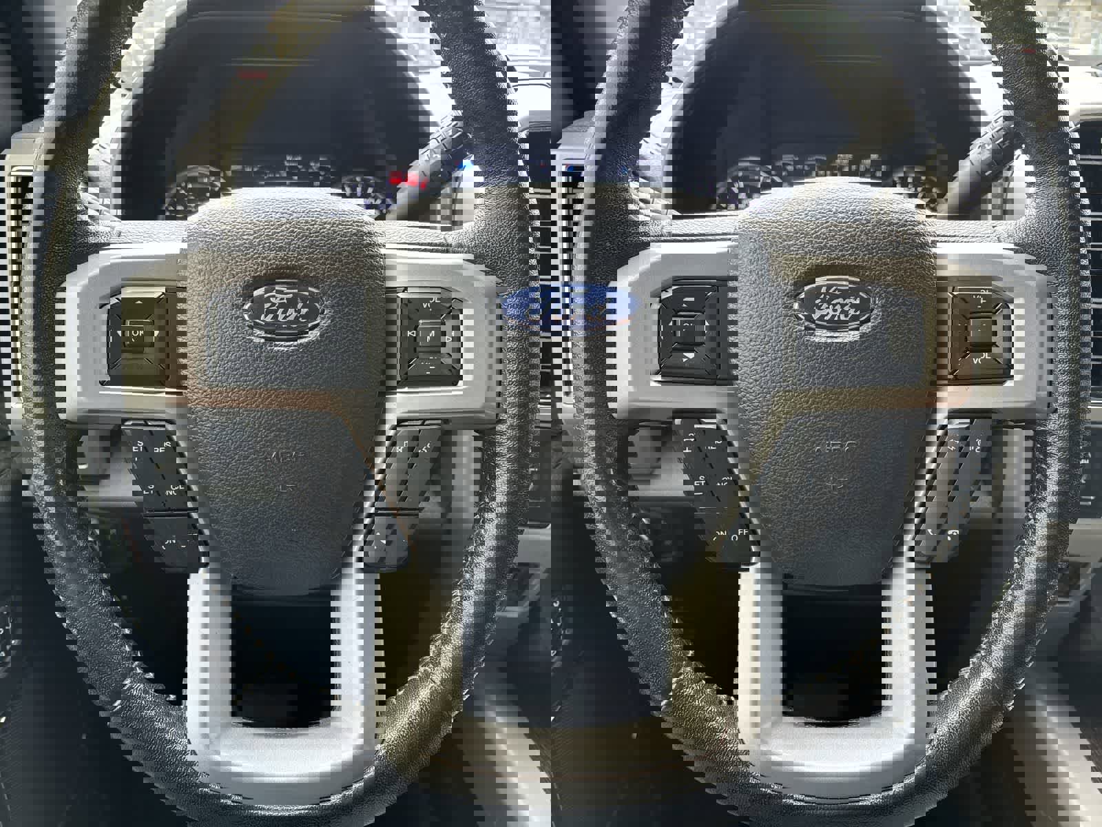 Used 2020 Ford F350 Lariat w/ Tremor Off-Road Package image 8