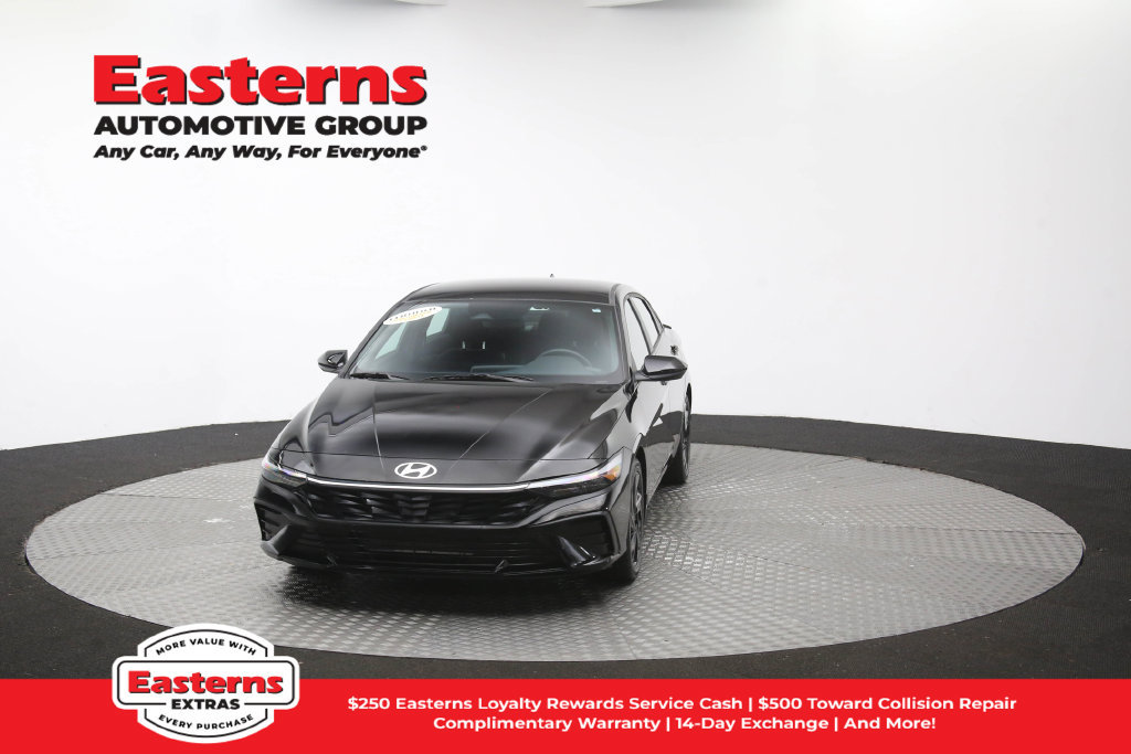 Used 2026 Hyundai Elantra Sport FWD image 50