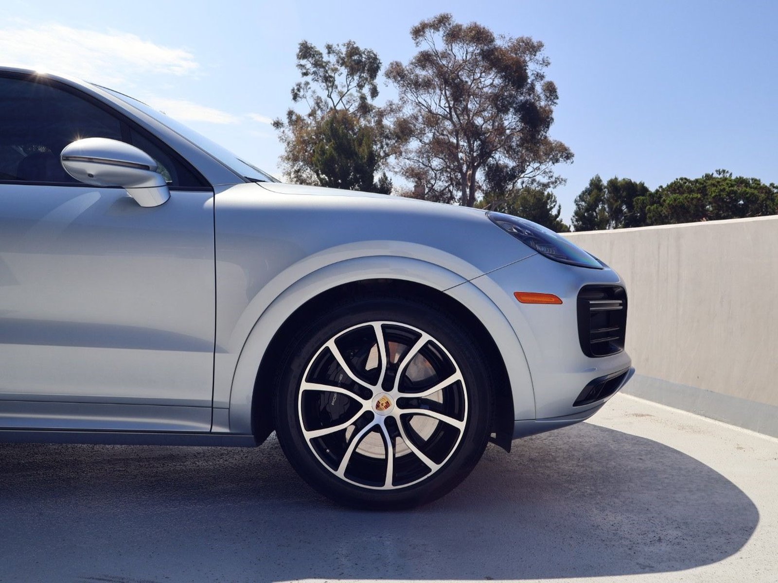 Certified 2023 Porsche Cayenne Turbo AWD/4WD image 11