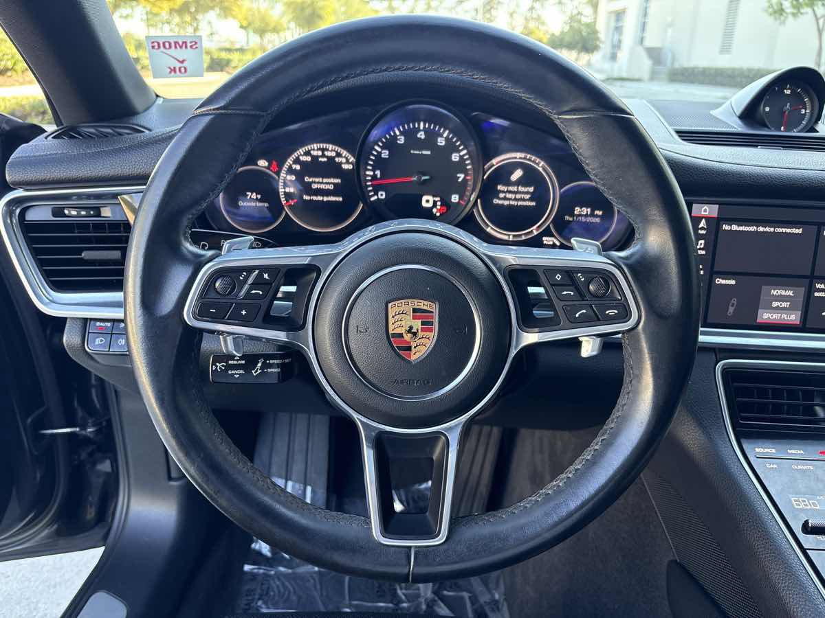 Used 2020 Porsche Panamera 4 w/ Premium Package Plus image 25