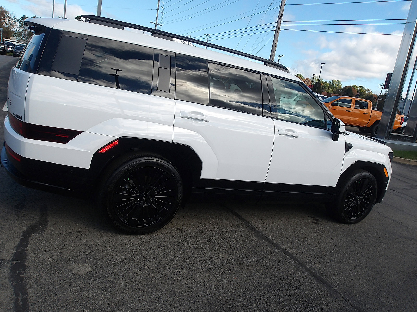 Certified 2025 Hyundai Santa Fe Calligraphy image 8