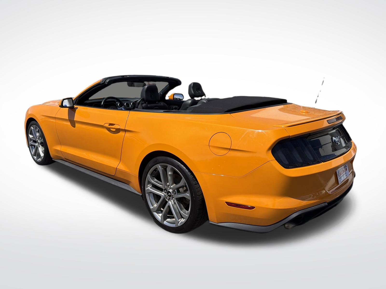 Used 2018 Ford Mustang Premium w/ Equipment Group 201A RWD image 18