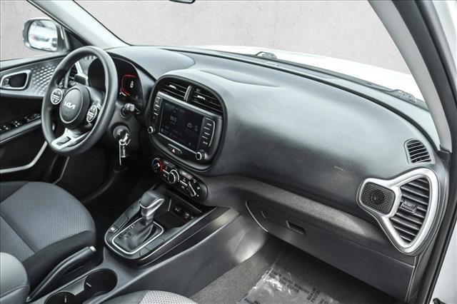 Used 2024 Kia Soul LX w/ Option Group 015 FWD image 26