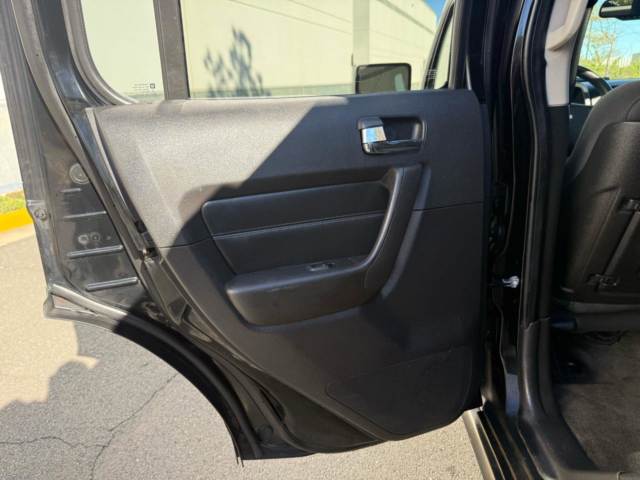 Used 2010 HUMMER H3 Adventure image 20